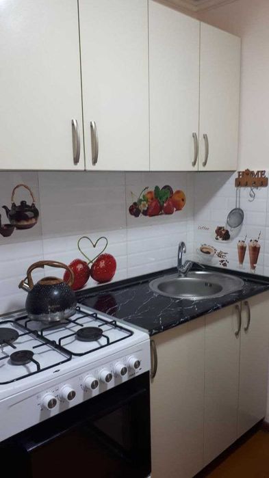 Продаётся 1 комнатная квартира, 3 м/р, Чирчик