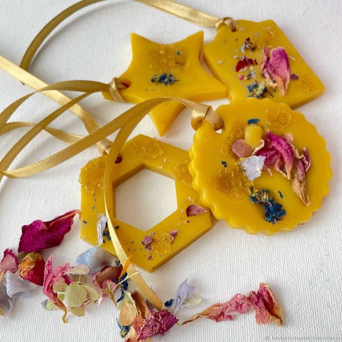 Натуральный пчелиный воск для свечей