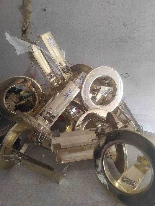 Продам Софиты на потолок-250