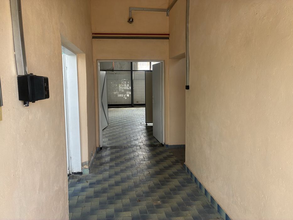 Дава се под наем Промишлена сграда в с. Велковци, Област Габрово - 200 кв.м за 2.55 € - Снимка #6