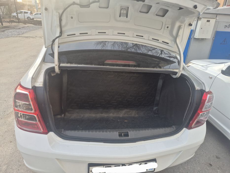 2015 yil kraskalari bor metan gaz 192000yurgani texnik xolati yaxshi