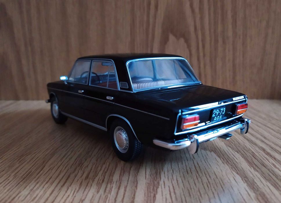 ВАЗ-2103 / Лада 1500 1:24