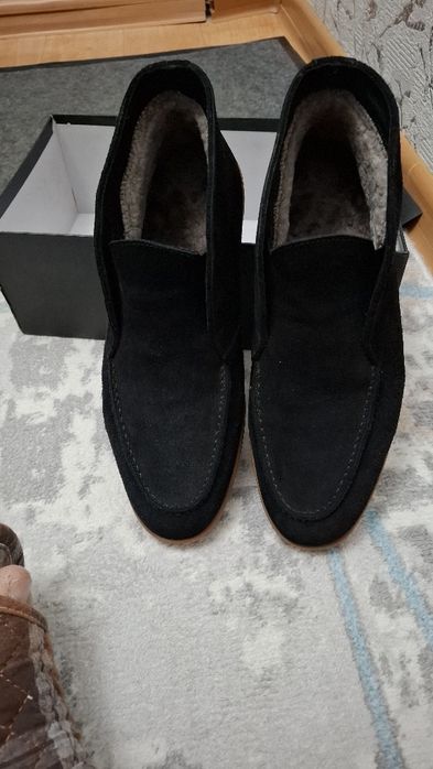 Продам зимнию обувь