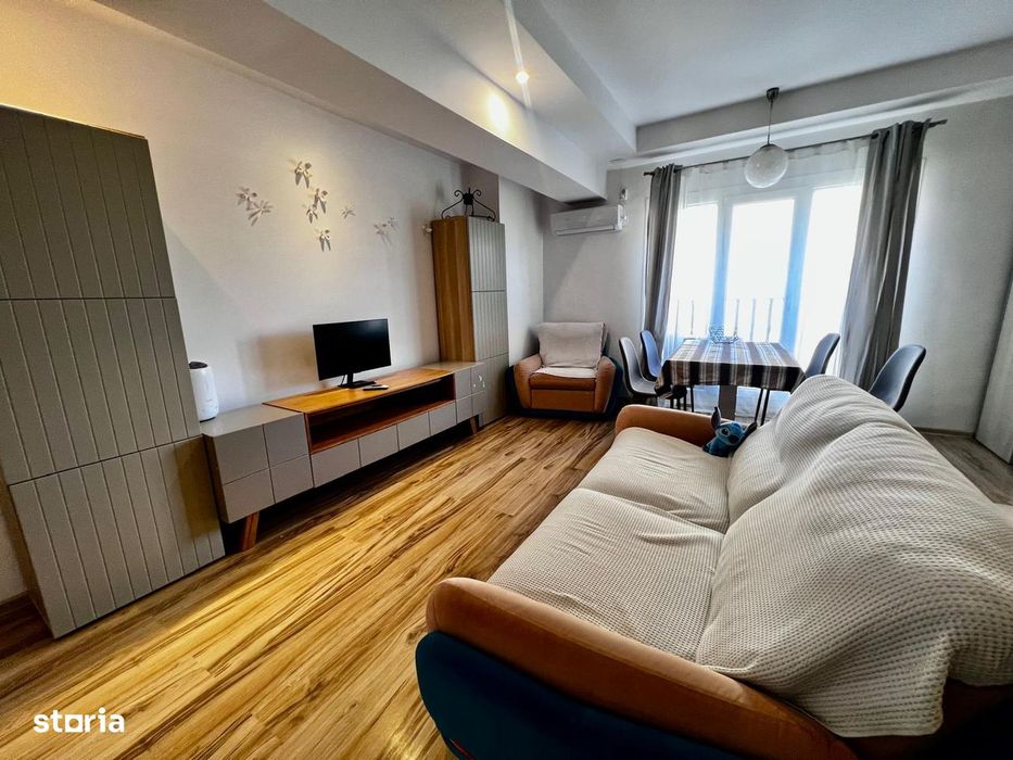 Apartament 3 camere de inchiriat in Cosmopolis