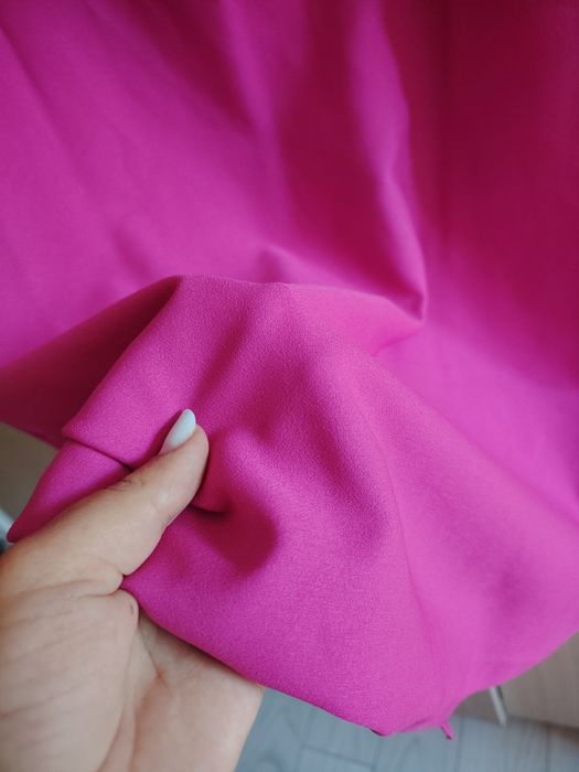 Rochie NOUA FERVENTE Marime 42 / L Fuchsia, Midi, Maneci Bufante cu Catarama Strass - de Ocazie
