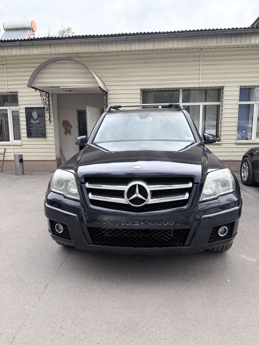 Продам Mercedes GLK280