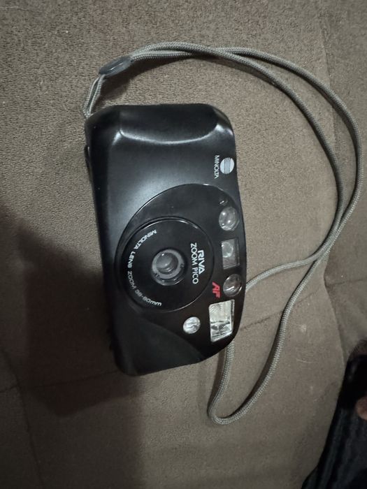 Minolta Riva Zoom Pico35mm аналогов фотоапарат Работи