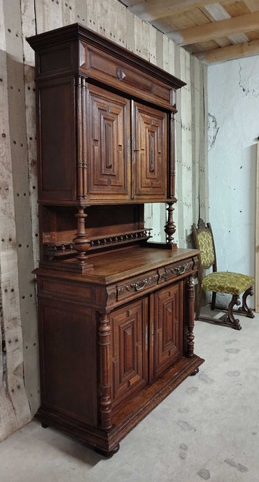 Credent /Bufet vechi din lemn masiv de stejar /Dulap/Vitrina