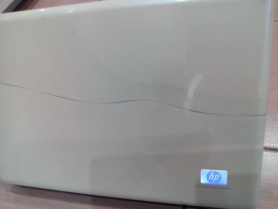 Лаптоп HP Pavilion dv6 Entertainment PC - два процесора