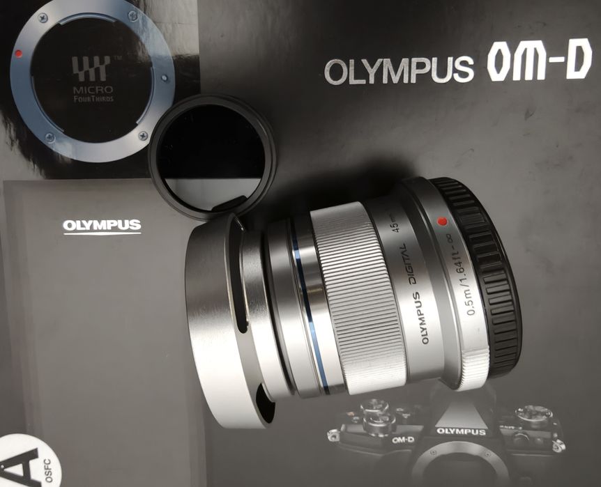Обектив Olympus 45mm F1.8