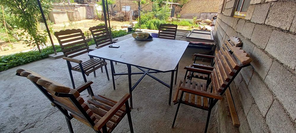 Дачный мебель. Стол стул 6х1