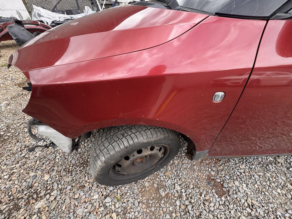 Преден капак с калници skoda fabia