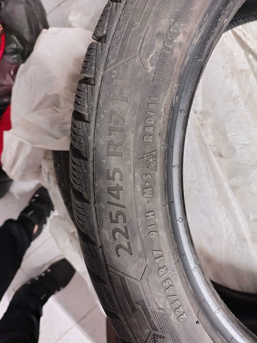 Зимни гуми 225/45/17 Barum