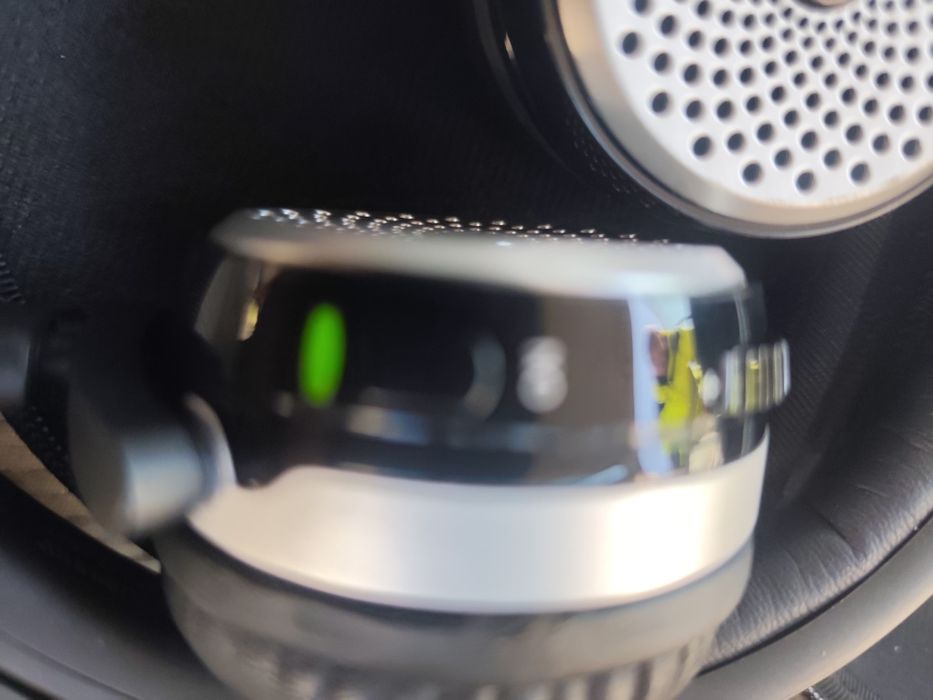 3 seturi Căști Mercedes AKG