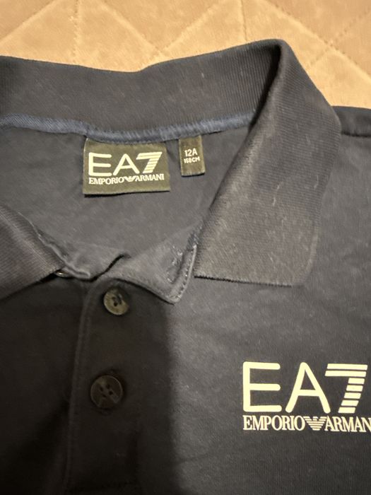 Тениска на Армани с подарък панталон и дънки