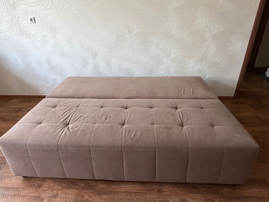 Продам диван в хорошем состоянии