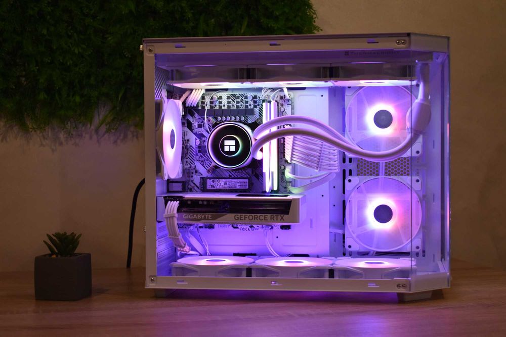 Геймърски Компютър Intel i9 12900 | Rtx 5060ti 16GB | 32GB DDR5 | 1TB Ssd |