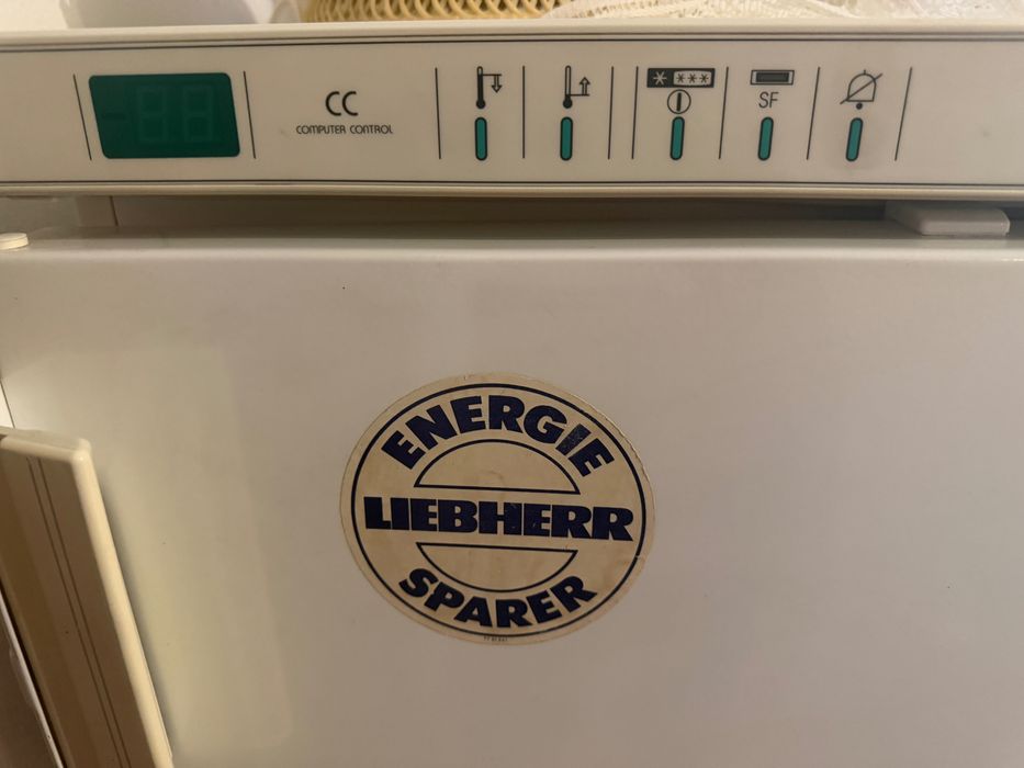 Vand lada frigorifica Liebherr