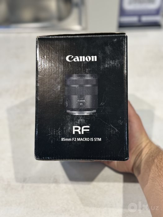 Canon rf 85 f2 macro is stm