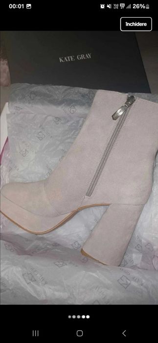 Botine din catifea bej cu toc