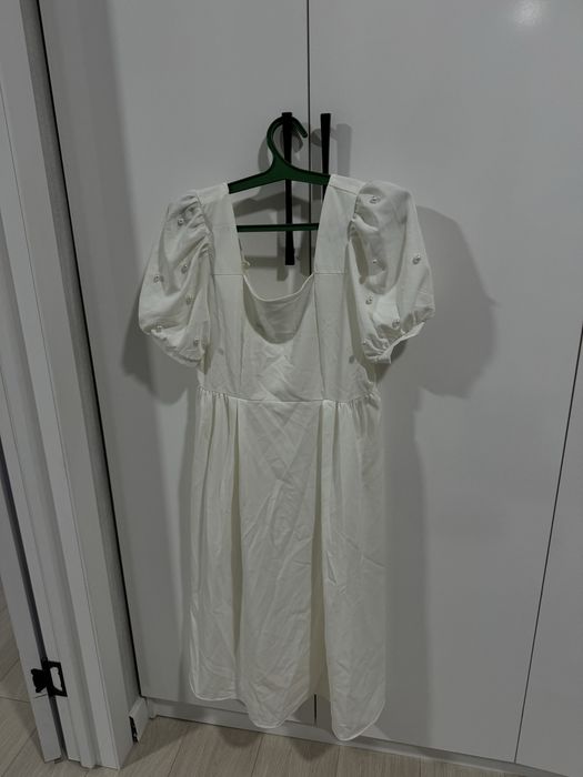 Одежда платье, кофта, футболка