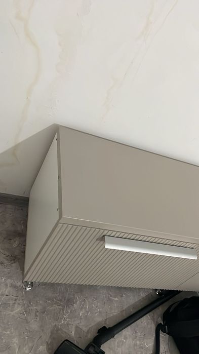 Тумба под телевизор. Комод.