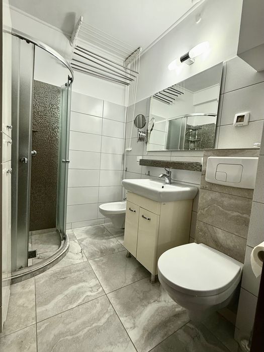 Tomis 3 apartament 2 camere transformat în 3 complet renovat-mobilat