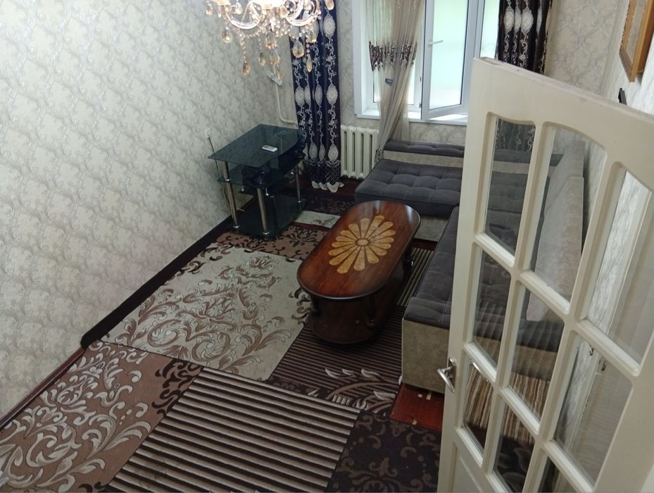Продаю квартиру,Алмазар,мед городок,1в2/1/4 с отдельным входом !
