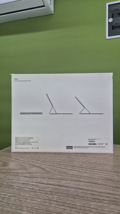 iPad Smart Keyboard Folio Noua Desigilata