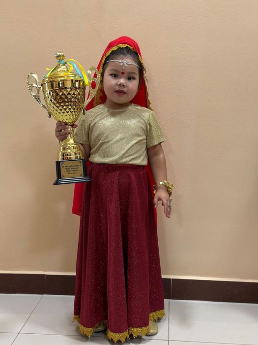 Продаеться платья