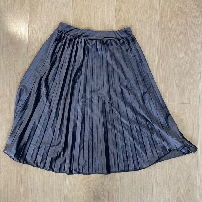 Юбка в складочку бархатная