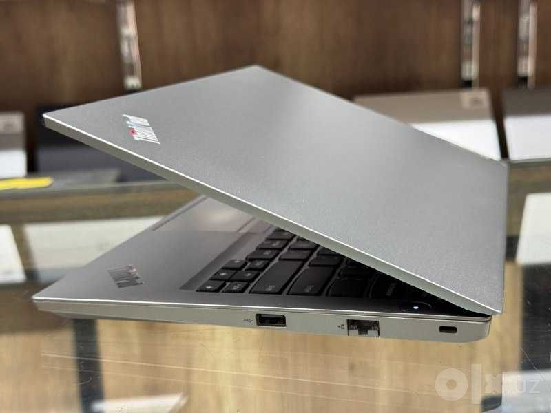 Lenovo ThinkPad E14 Gen 4 Core i5-1235U ram 8 ssd 256