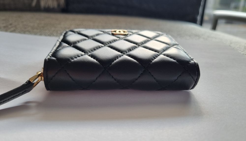 Chanel протмане черно