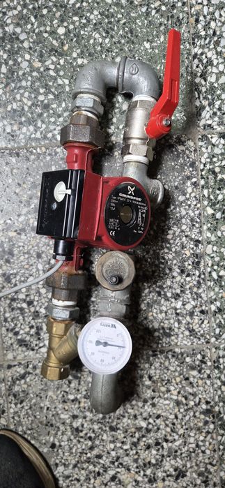 Циркулационна помпа за парно Grundfos