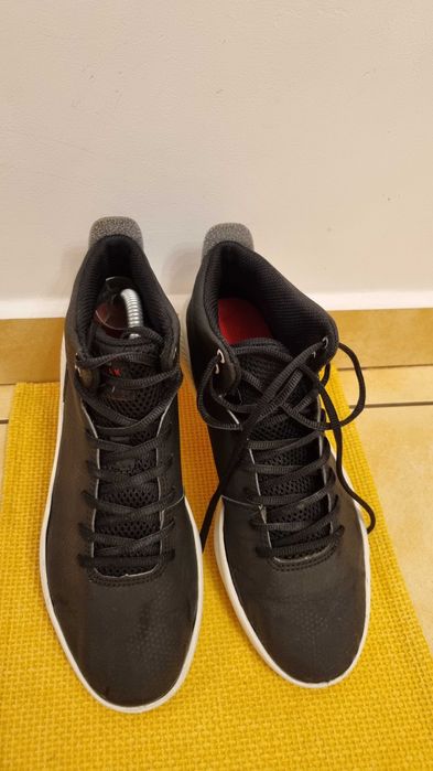 Ghete Baschet Tarmak Negru Masura 40 Nivel incepator