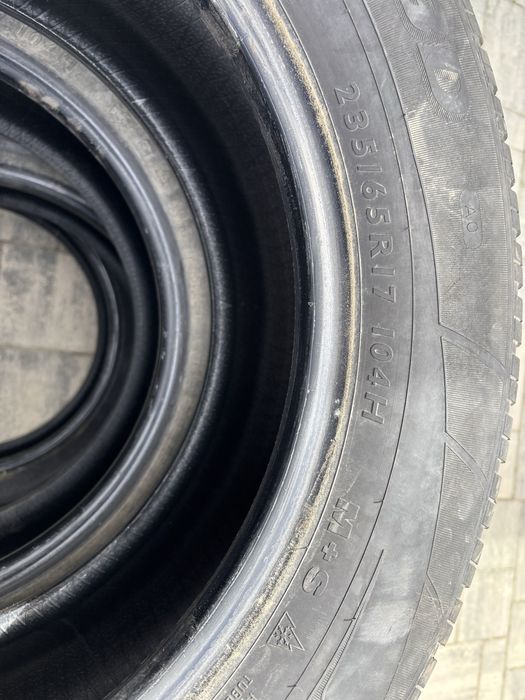 Pachet 2 seturi anvelope iarna plus 1 set jante