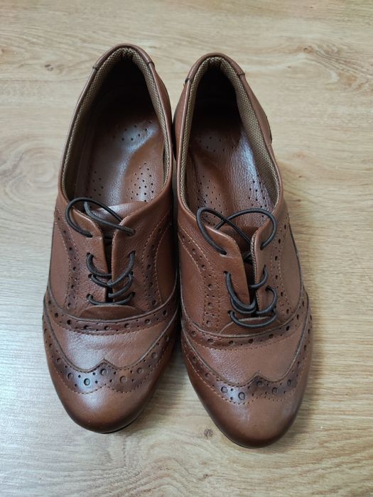 Продаются женские новые кожаные туфли. Размер 39. Турция