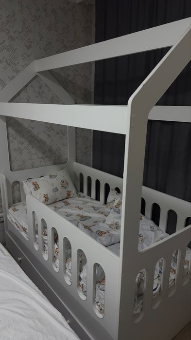 Продам детскую кровать