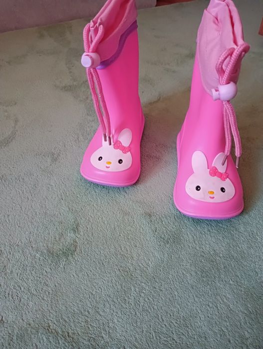 Прекрасни гумени ботуши с изваждаш се чорап