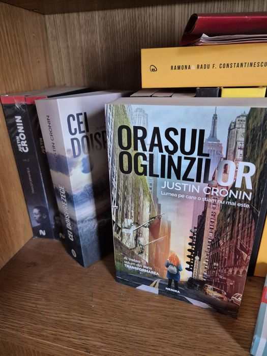 Vand seria Transformarea de Justin Cronin