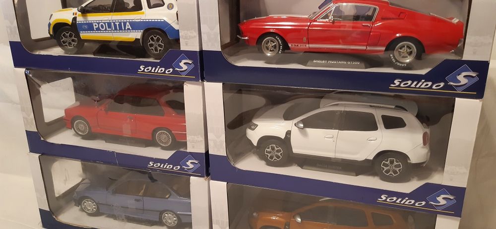 Machete din metal scara 1:18