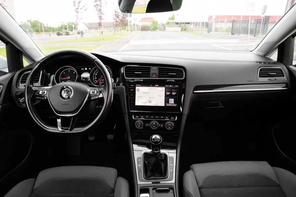 Volkswagen Golf 7.5 R Line