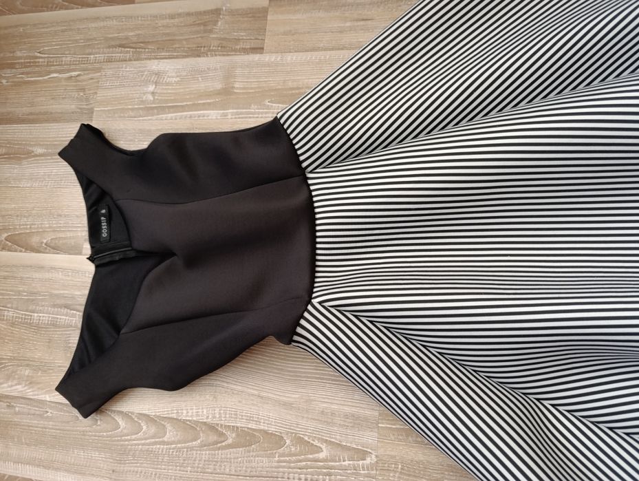 Неопренова елегантна рокля