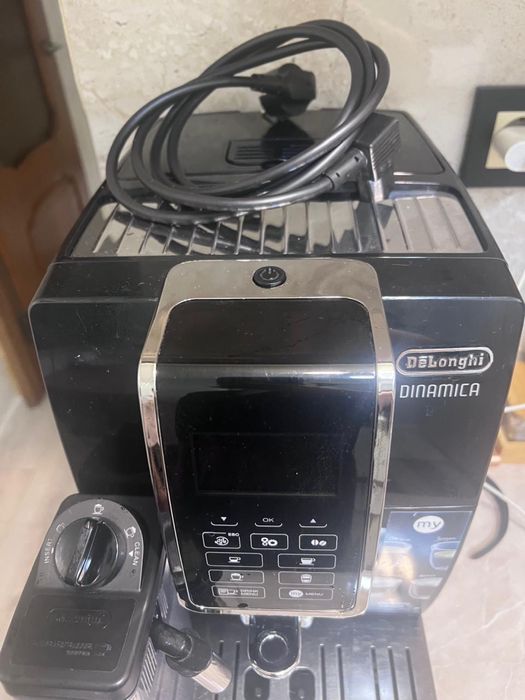 Кофемашина Delonghi