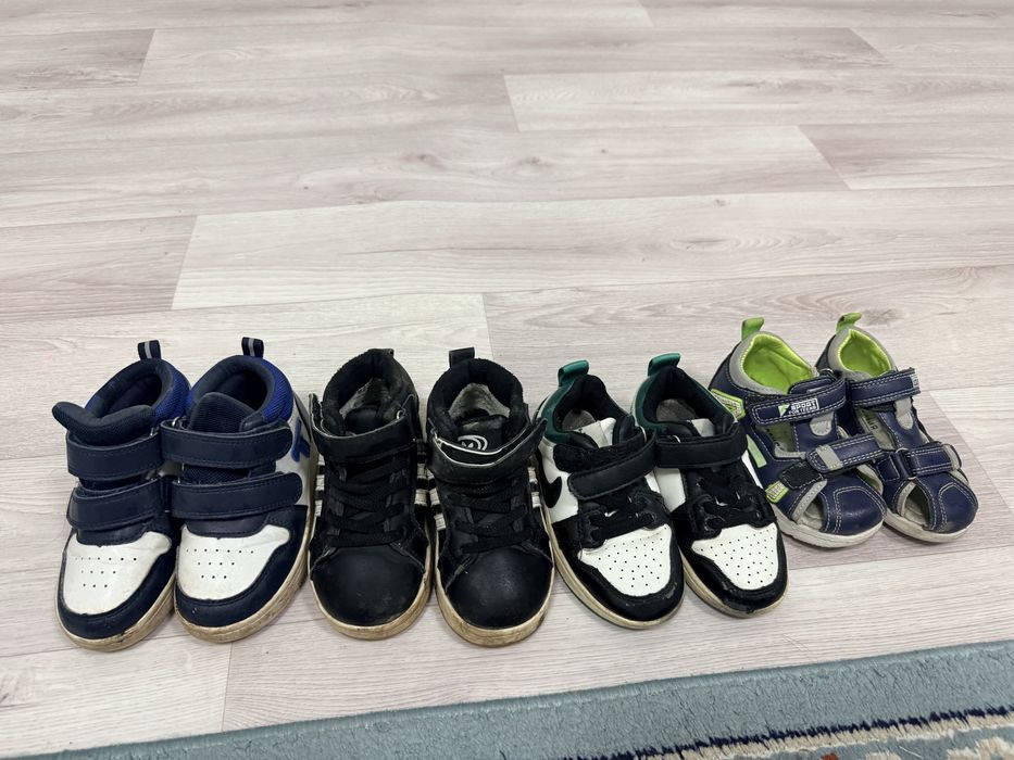 продам детскую обувь