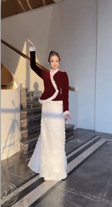 Продам платье двойку