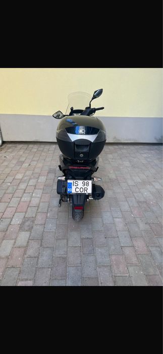 Scuter Kymco Skytown 125