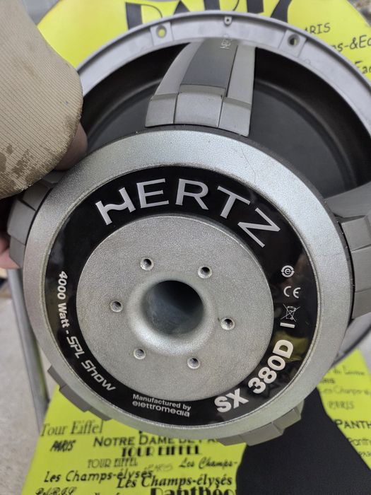 Бас Каса Hertz SX380D SPL Show 15"