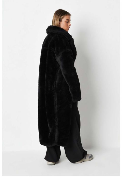 Missguided пухкаво палто