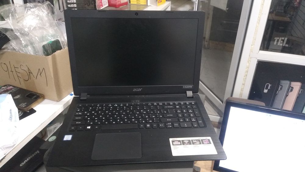 Ноутбук acer ssd есть